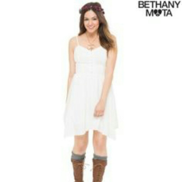Bethany Mota white flowy dress