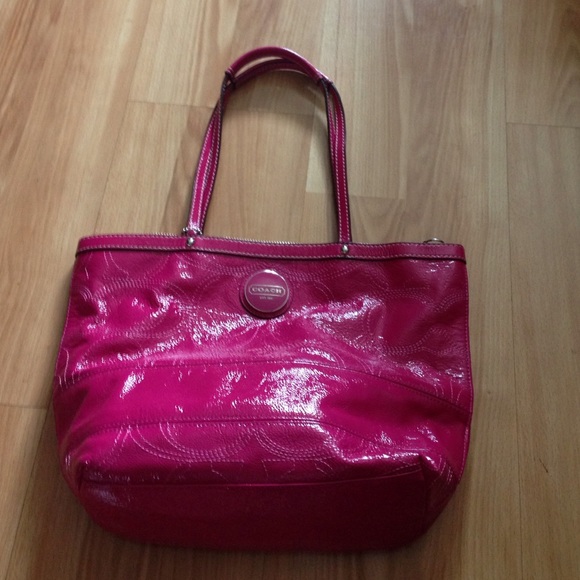 Coach Handbags - Authentic Coach Handbag