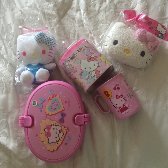 Hello Kitty bundle!