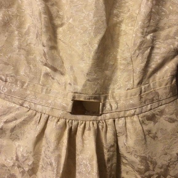 White/gold dress - Picture 2 of 4