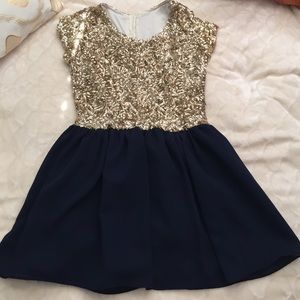 💓💓Navy blue, Gold sequent dress 💓💓