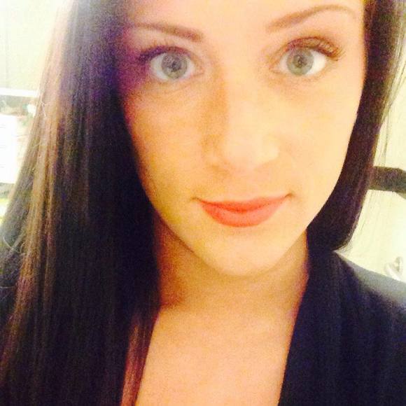 Meet your Posher, Nikki - Picture 1 of 1