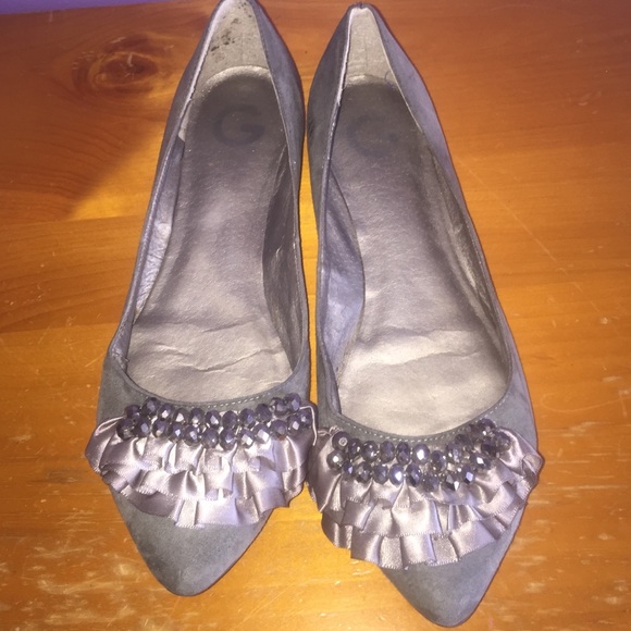Guess grey flats 7.5 run big