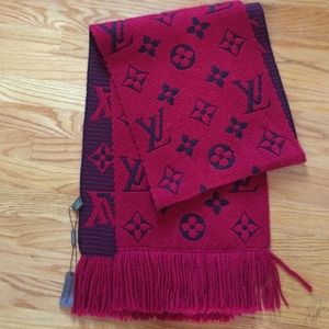 Louis Vuitton scarf