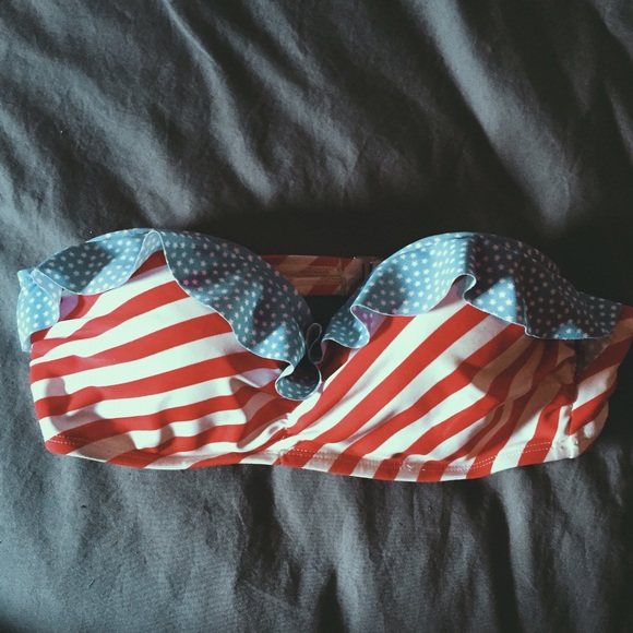 🇺🇸 American flag push up bikini top 🇺🇸