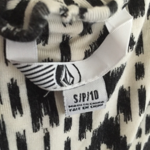 Volcom maxi dress NWOT - Picture 3 of 3