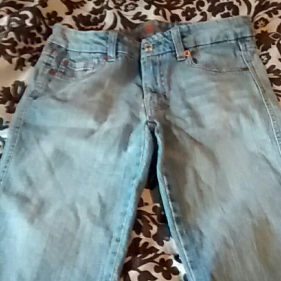 7 for all mankind