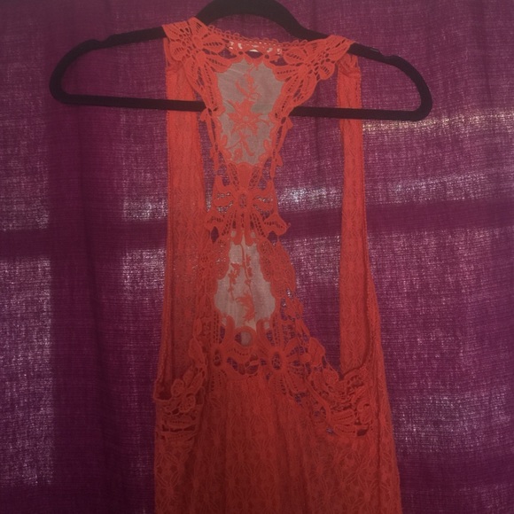 Top - Picture 2 of 2