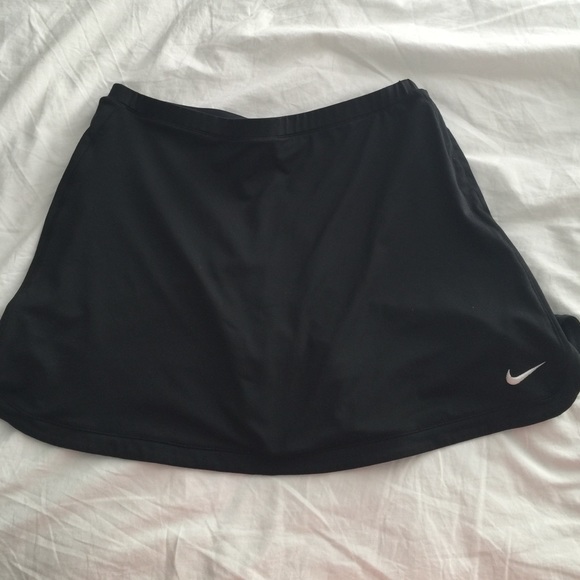 Black tennis skirt