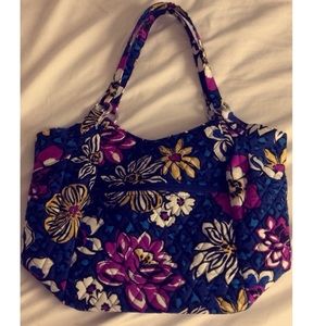 Vera Bradley shoulder bag 😋