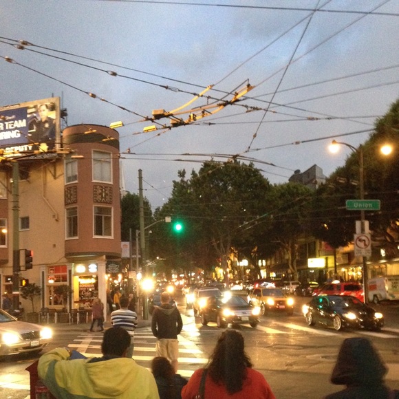 Meet your Posher, Andrea