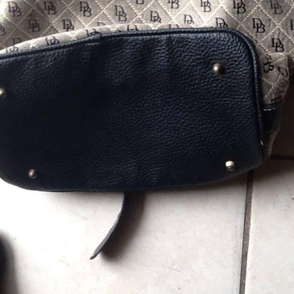 Dooney & bourke - Picture 4 of 4
