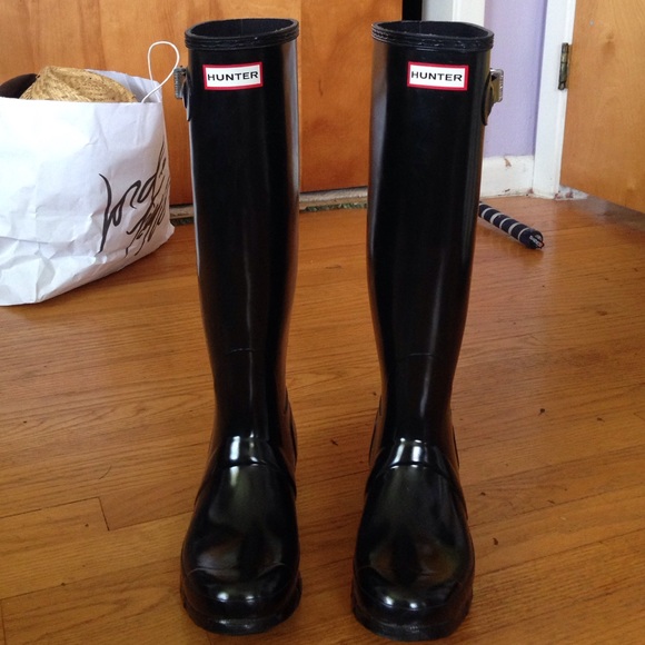 Like new black hunter boots!!!