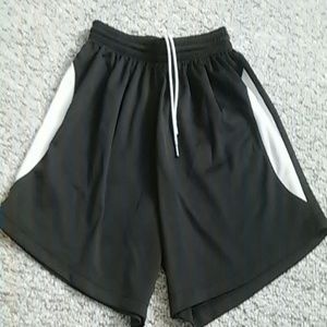 Unisex athletic shorts