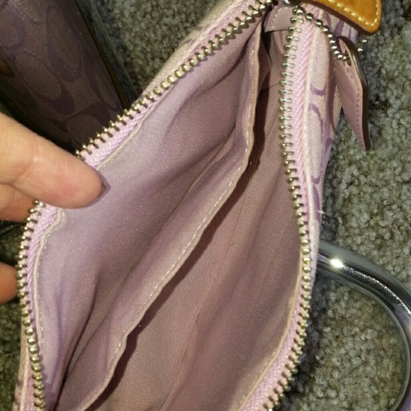 Coach Wristlet - Picture 4 of 4