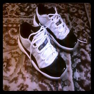 Concord Jordan 11s