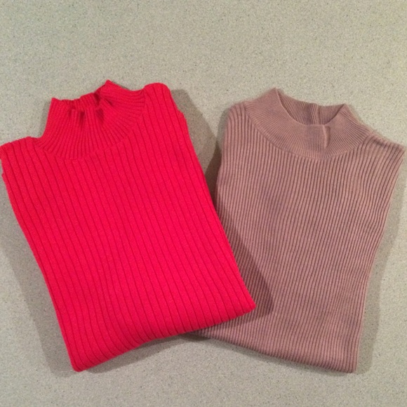 2-Sweater Bundle❤️💙