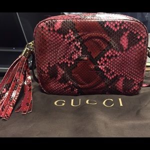 Soho Gucci hand bag authenti