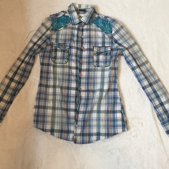 Long sleeve plaid western shirt.