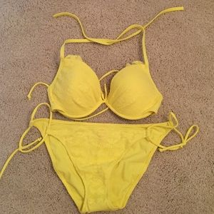Little yellow Victoria's Secret bikini NWOT