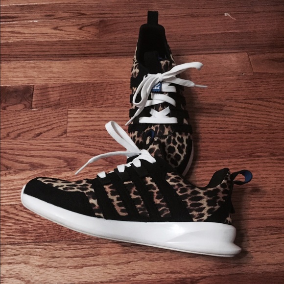 Adidas running shoe sneaker Jordan nike - Picture 2 of 3