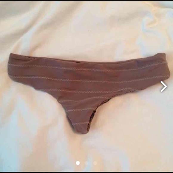 Acacia Fig Mumbai bottoms