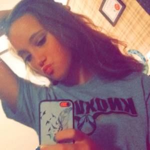 Meet your Posher, Maeghan