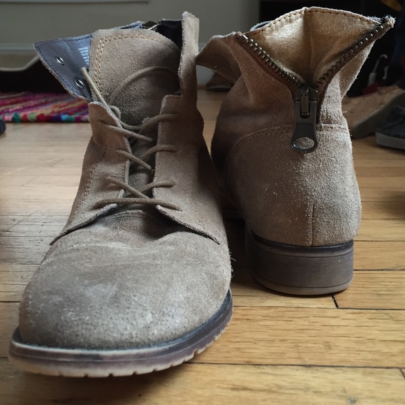 Steve Madden Suede Combat style boots