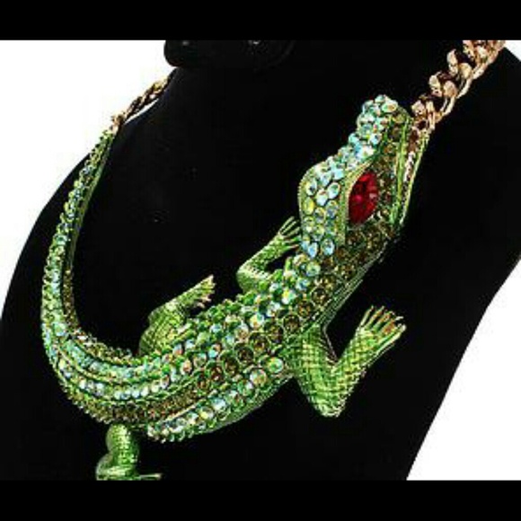 Alligator Necklace