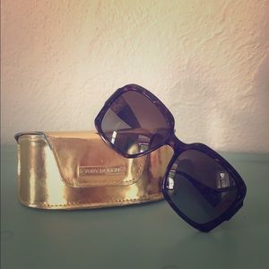 Tory Burch 59mm Polarized Sunglasses -Tortoise