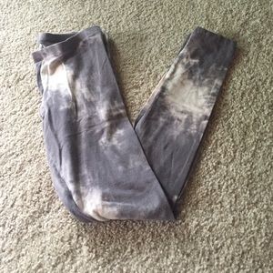 Cute tie-dye leggings