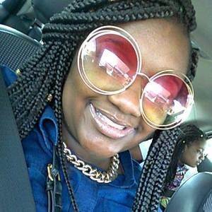 Meet your Posher, Tanika