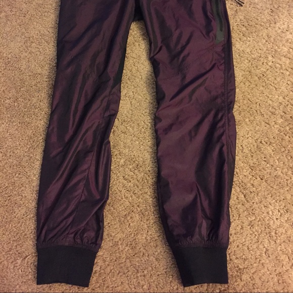 Nike Women's Pants - Picture 2 of 4