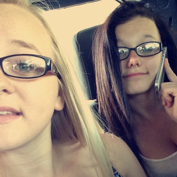 Meet your Posher, Destiny