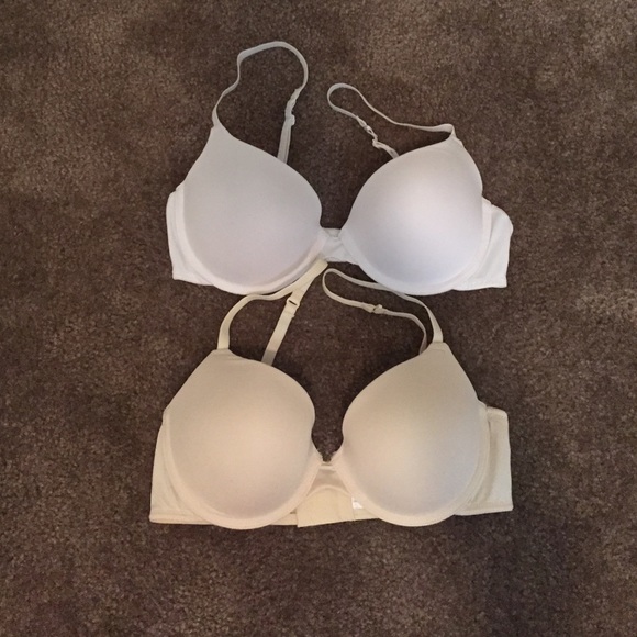 Bra bundle get 2 for the price of 1!! - Picture 1 of 2