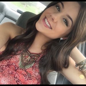 Meet your Posher, Kelsey