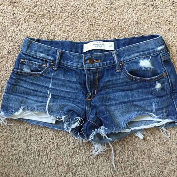 Abercrombie cut off denim shorts