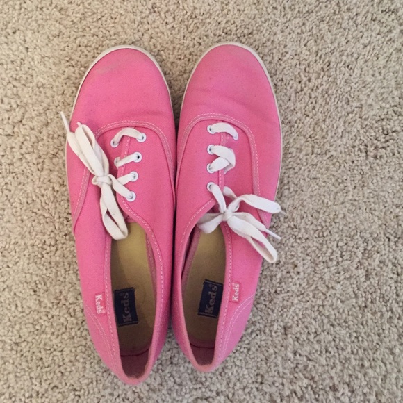 Pink keds, lightly worn size 8