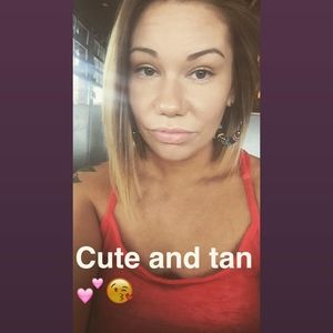 Meet your Posher, Christina