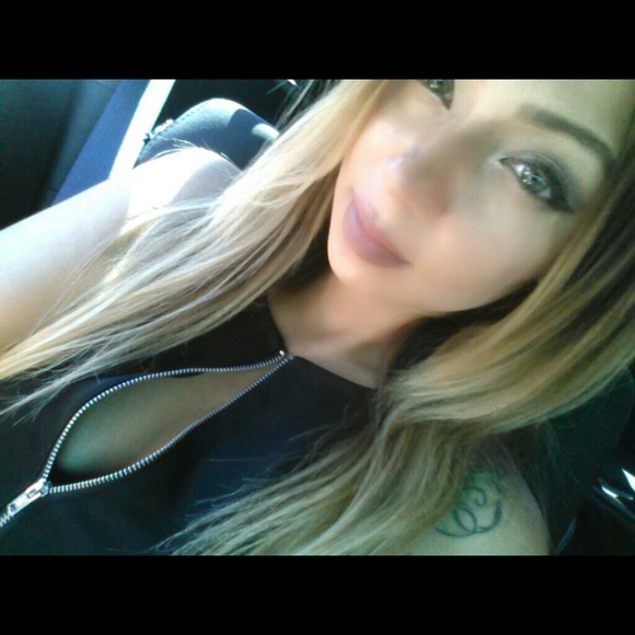 Meet your Posher, Leonela - Picture 1 of 1