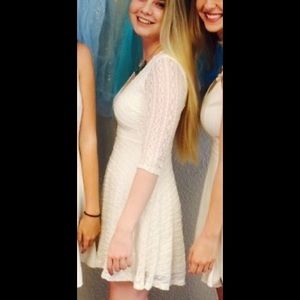 White 3/4 sleeve dress!