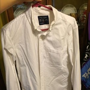White American eagle button up shirt!!