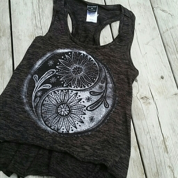 Stranded YinYang tank grey tank Med NWOT - Picture 4 of 4