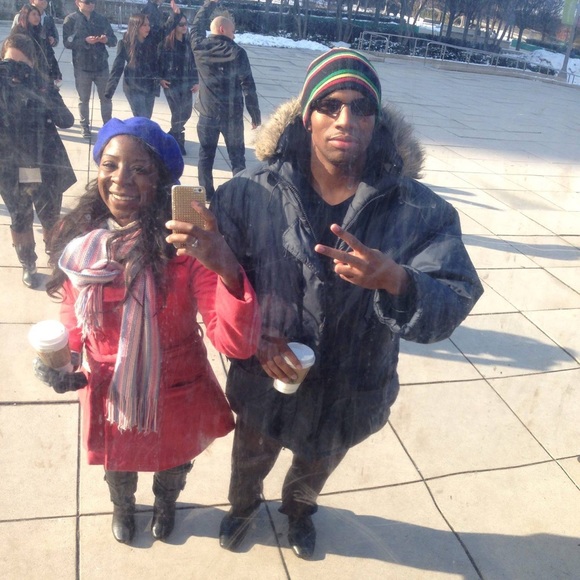 Meet Your Posher - Picture 3 of 3