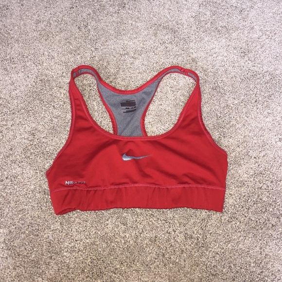 Sports bra
