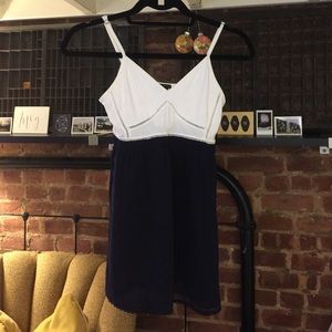 never worn (nwt!) theory tank top