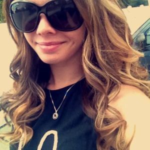 Meet your Posher, Megan