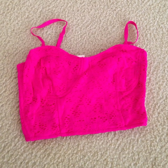 Hot pink lace like crop top sz small