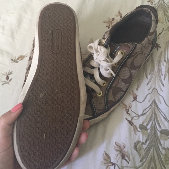 Shoes - Picture 3 of 3