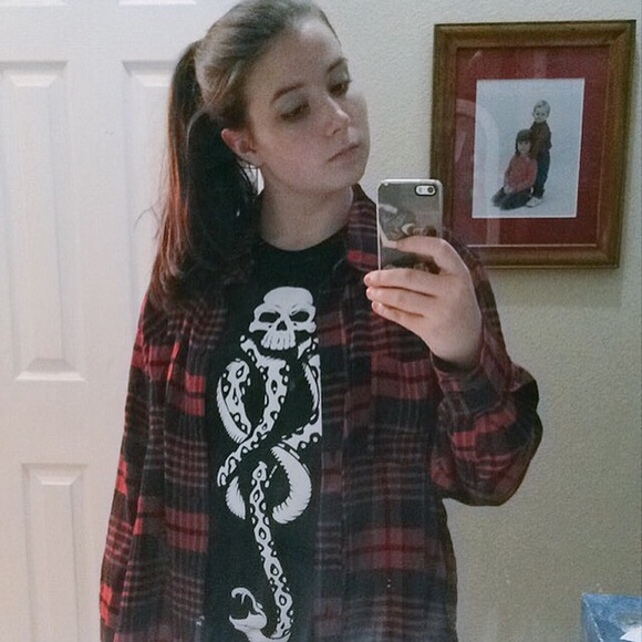 MEET YOUR SELLER!!! - Picture 1 of 4